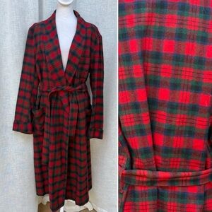 Pendleton vintage plaid red green tartan wool robe
